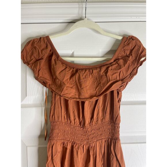 Old Navy Women’s Waist Defined Off the Shoulder Smocked Maxi Dress Sz xsm tall - Picture 3 of 5